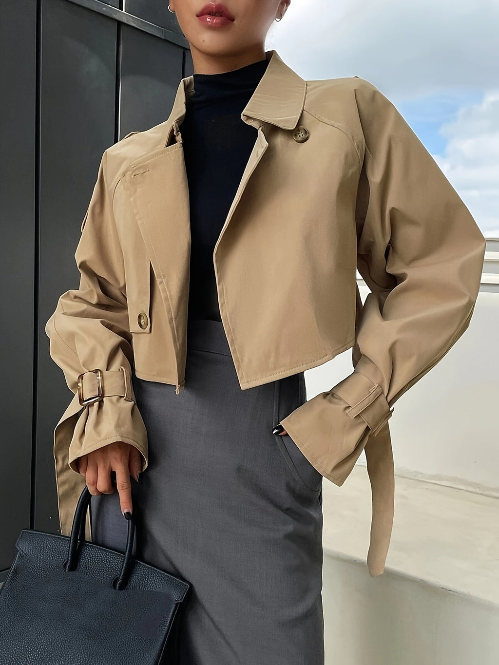 Caroline | Women’s Cropped Button-Up Trench Jacket