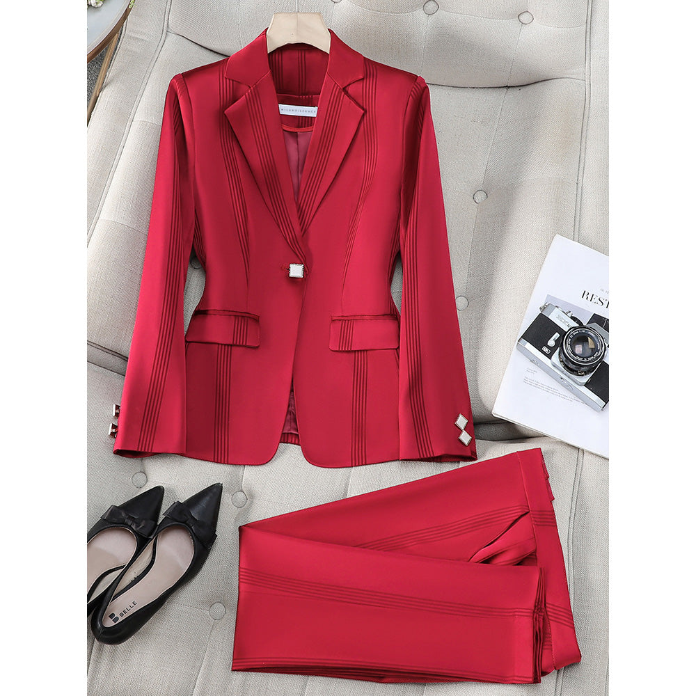 Chloé Montclair Regal Poise Set