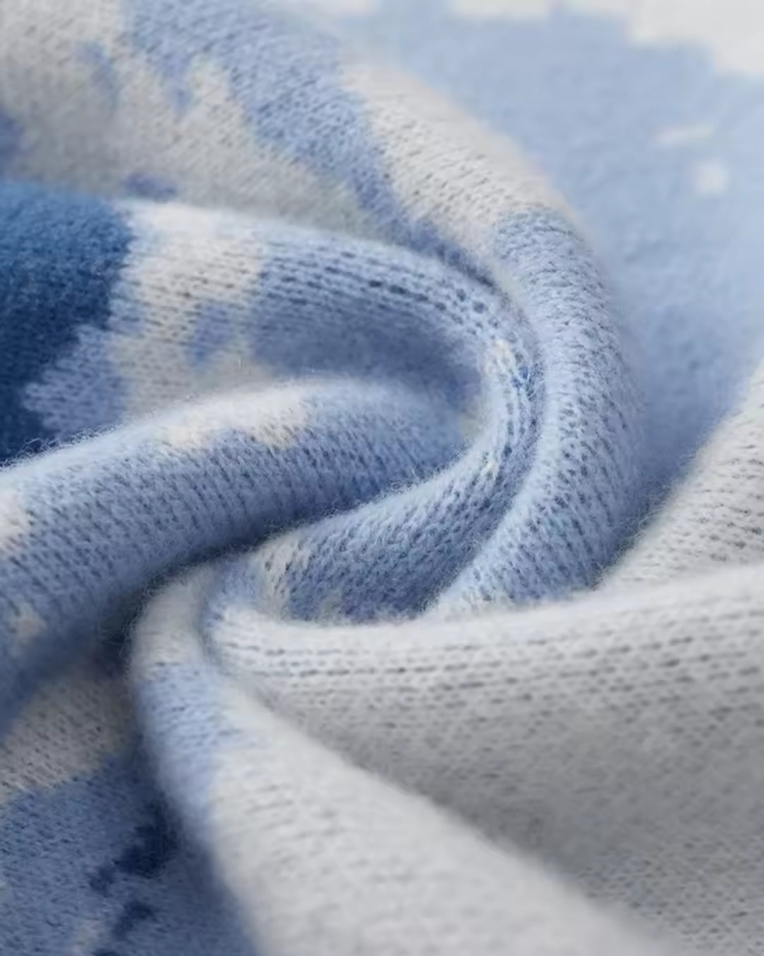 Merino Wool Peak Crewneck - Blue